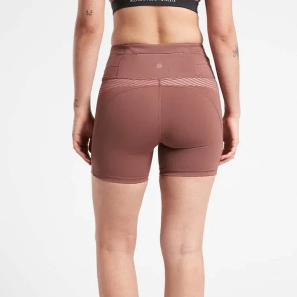 Athleta Legend Shorts - Picture 4 of 7